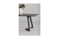 Coram Dining Table