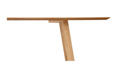 Coram Dining Table