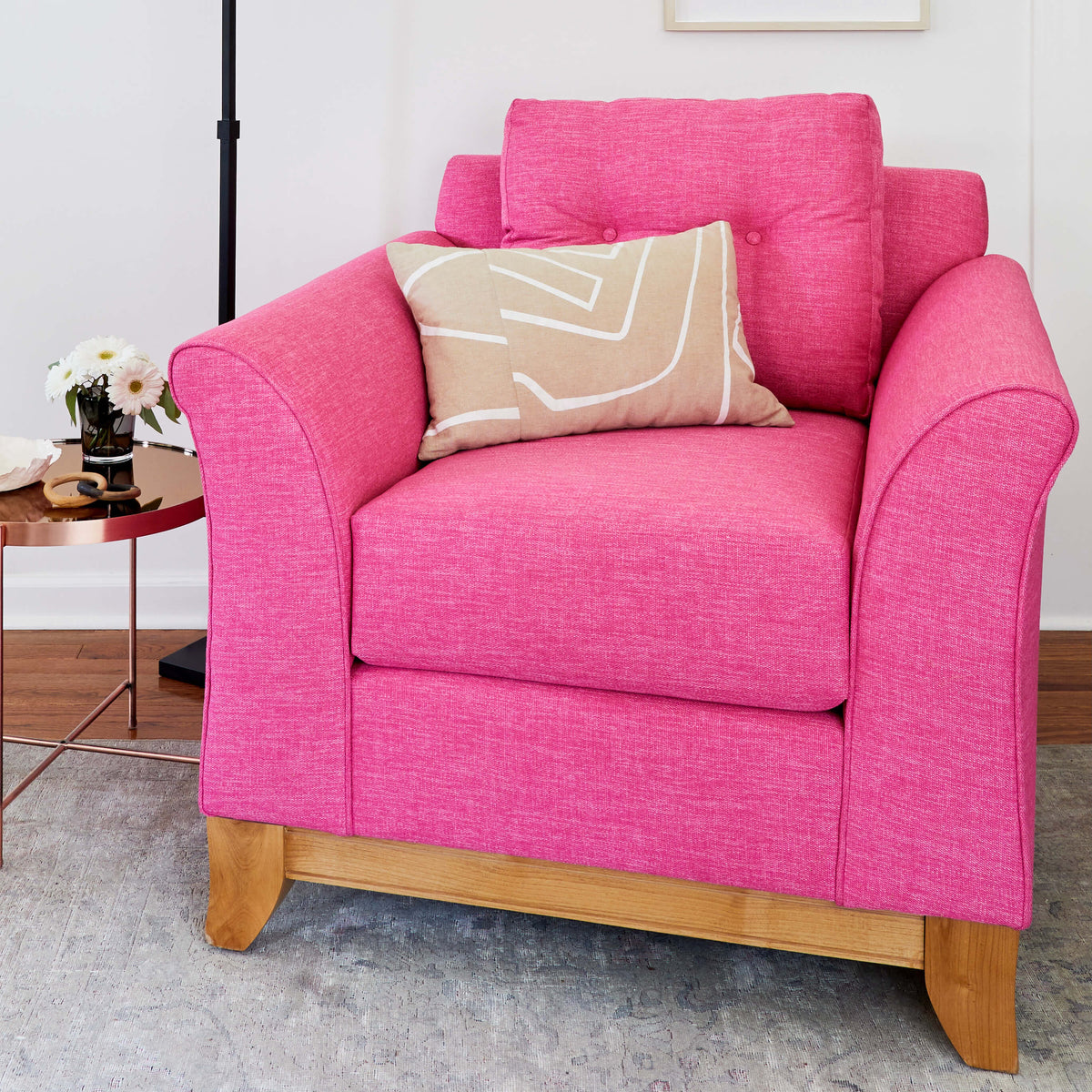 Hot bubblegum pink shop loveseat