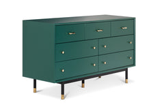 Chloe Dresser