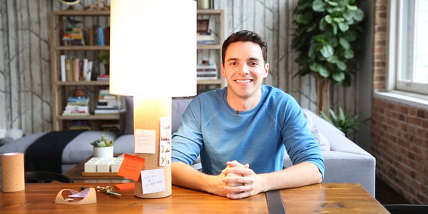 DIY: Turn Your Lamp Into A Cork Board | #2BHacks