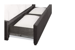 Hollyridge Storage Platform Bed